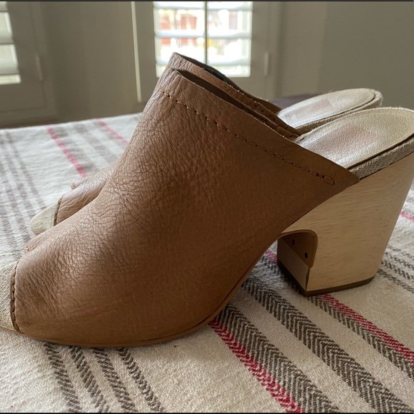 dolce vita tegan ankle boots